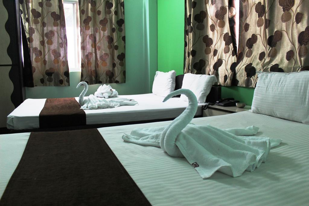Hotel Debjyoti Siliguri Exterior foto