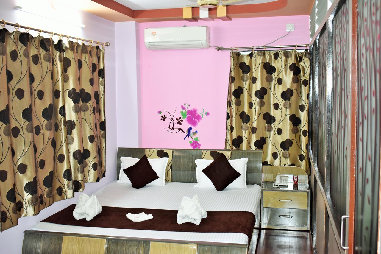 Hotel Debjyoti Siliguri Exterior foto